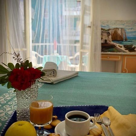 Hotel Villa Alexandra بيلاريا-إيجيا مارينا المظهر الخارجي الصورة