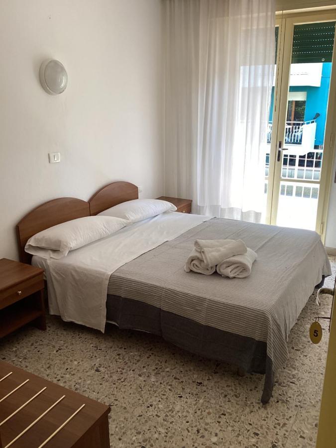 Hotel Villa Alexandra بيلاريا-إيجيا مارينا المظهر الخارجي الصورة